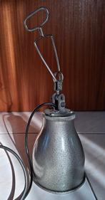 Vintage industriële lamp ±1950, Antiek en Kunst, Ophalen of Verzenden