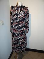 Essentiel Antwerp jurk eye catcher in print strik hals M