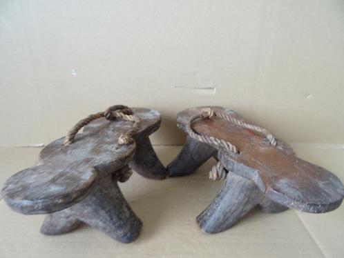 Curiosa Afrikaanse inheemse houten schoenen sandalen 1950, Antiek en Kunst, Curiosa en Brocante, Ophalen of Verzenden