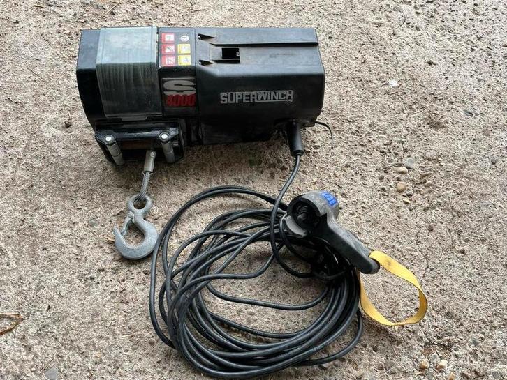 Superwinch S4000 Elektrische Lier 12V 1814kg, Doe-het-zelf en Verbouw, Lieren en Takels, Gebruikt, Elektrisch, Ophalen