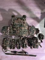 NEW! Plate carrier / scherf vest-B / VOSS NFP Camo, Verzamelen, Ophalen of Verzenden, Landmacht, Nederland