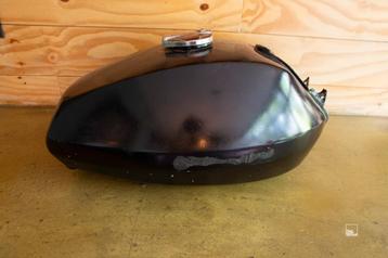 Moto Guzzi Benzinetank beschikbaar voor biedingen