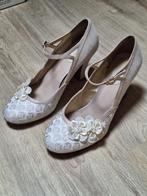 Ruby shoo pumps, Kleding | Dames, Schoenen, Ruby shoo, Beige, Ophalen of Verzenden, Zo goed als nieuw