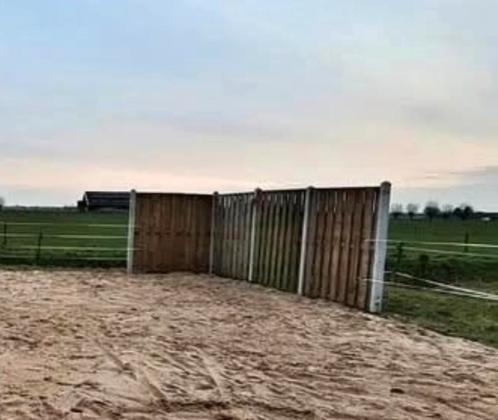 Schuttingdelen met betonpalen, Tuin en Terras, Schuttingen, Gebruikt, Hout, 1 tot 2 meter, 6 meter of meer, Ophalen