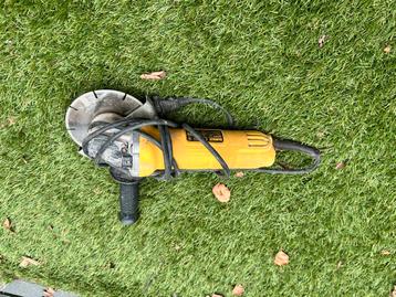 DeWalt Haakse Slijper - Betrouwbaar Gereedschap beschikbaar voor biedingen