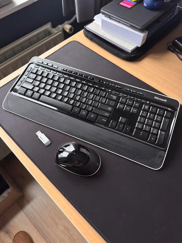 Microsoft Keyboard 3050, Mouse 5000, Computers en Software, Toetsenborden, Zo goed als nieuw, Ergonomisch, Ophalen of Verzenden