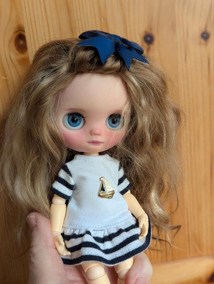 Prachtige Blythe Middie, Verzamelen, Poppen, Zo goed als nieuw, Pop, Verzenden