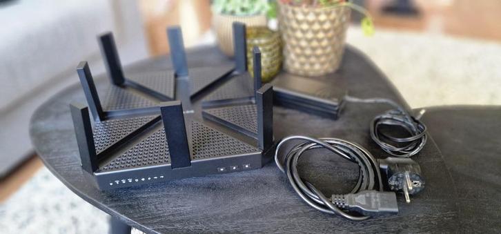 TP-Link Archer C5400 AC5400 tri-band router, Computers en Software, Routers en Modems, Zo goed als nieuw, Router, Ophalen of Verzenden