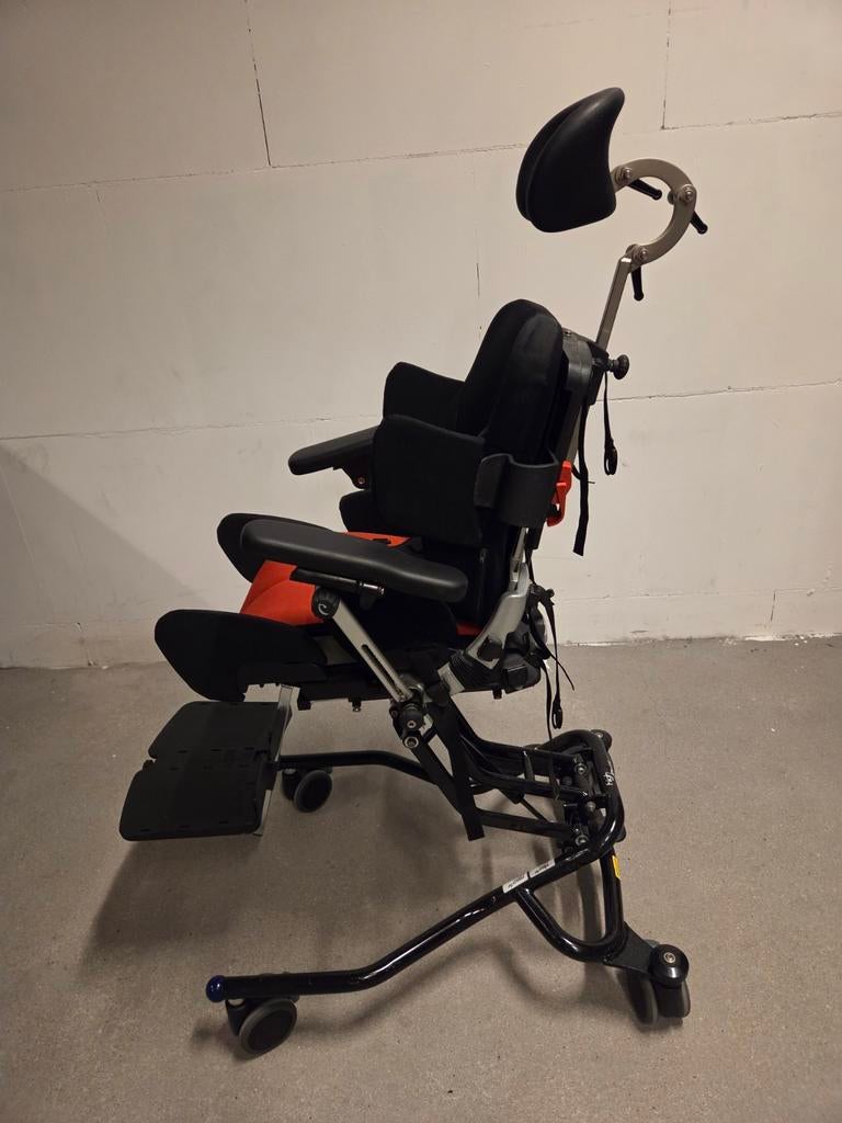 R82 high / low : x kinderstoel maat 2, Ophalen