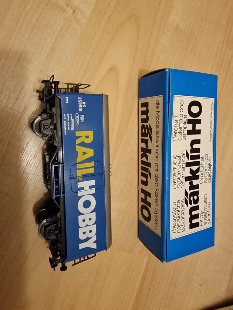 Märklin HO Rail Hobby Wagon - Zo goed als nieuw, Hobby en Vrije tijd, Modeltreinen | H0, Gelijkstroom, Verzenden, Analoog, Märklin