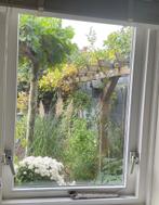 Raam, breed:81,5 hoog:119 in zeer goede staat. Dubbel glas., Doe-het-zelf en Verbouw, Ophalen, Gevelraam of Ruit, Gebruikt, Minder dan 80 cm