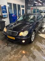 Mercedes-Benz C-Klasse 1.8 C180 Kompr Combi AUT 2004 Zwart, Automaat, Achterwielaandrijving, 1796 cc, Zwart