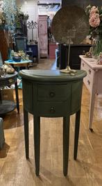 Oud stoer wandtafeltje, kleine sidetable, bijzettafel VdlM, Huis en Inrichting, Kasten | Ladekasten, 1 of 2 laden, 50 tot 100 cm