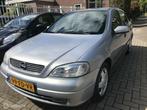 Opel Astra 1.8-16V CDX, Auto's, Opel, 47 €/maand, Origineel Nederlands, Te koop, Zilver of Grijs
