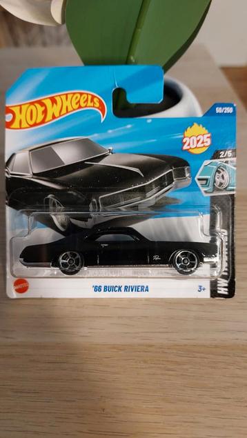Hot Wheels '66 Buick Riviera - Zwart beschikbaar voor biedingen