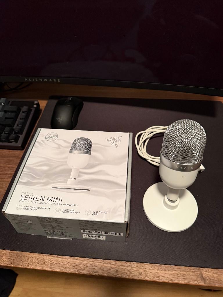 Razer Seiren Mini Microfoon, Muziek en Instrumenten, Microfoons, Ophalen, Zo goed als nieuw, Overige typen