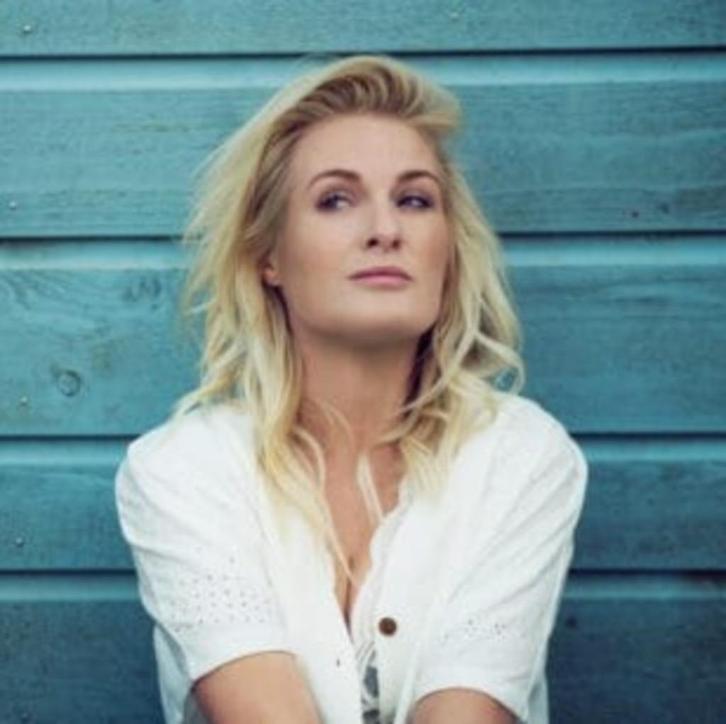 Miss Montreal - 3 CD's (eventueel ook los te koop Sanne Hans, Cd's en Dvd's, Cd's | Pop, Zo goed als nieuw, 2000 tot heden, Ophalen of Verzenden