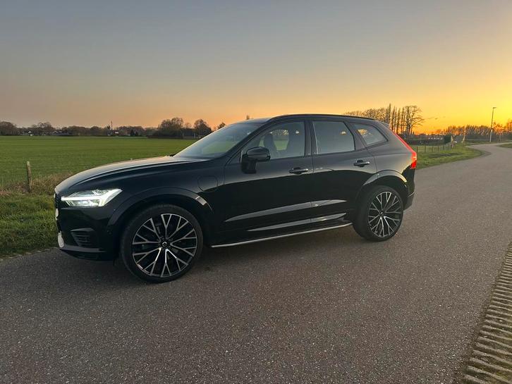 Volvo XC60 T8 Twin Engine 395pk AWD 2021 Rpakket luchtvering, Auto's, Volvo, Particulier, XC60, 360° camera, 4x4, ABS, Achteruitrijcamera