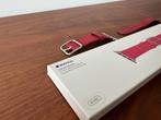 Apple Watch Classic Buckle Pink Fuchsia Leather 42 - 49 mm, Ophalen, Bandje, Zo goed als nieuw, Series 1 - 10 SE 1 & 2 & Ultra 1 & 2