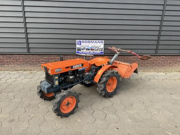 Kubota B6000 4WD minitractor + frees beschikbaar voor biedingen