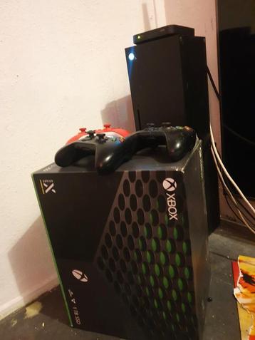 Xbox serie x 1tb, doos en 2 controllers beschikbaar voor biedingen