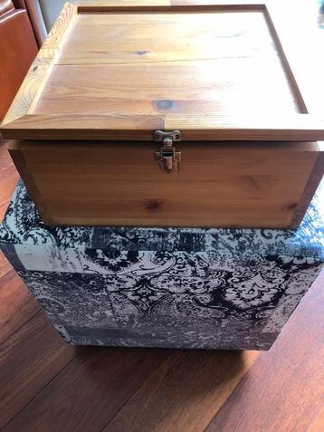 Brocante houten klaverjasset beschikbaar voor biedingen