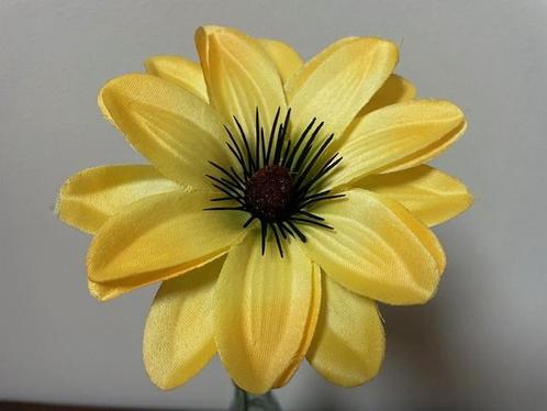 Partij prachtige nieuwe kunstbloemen geel duurzaam creatief, Huis en Inrichting, Woonaccessoires | Kunstplanten en Kunstbloemen