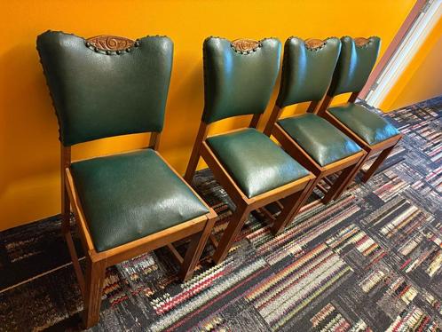 4 antieke/vintage eetkamer stoelen € 50,00, Antiek en Kunst, Antiek | Meubels | Stoelen en Banken, Ophalen