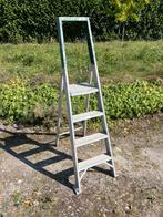 Altrex trap, Doe-het-zelf en Verbouw, Ladders en Trappen, Ophalen, Gebruikt, Trap, Opvouwbaar of Inschuifbaar