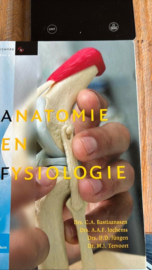 C.A. Bastiaanssen - Anatomie en fysiologie, Boeken, Wetenschap, Zo goed als nieuw, Ophalen of Verzenden