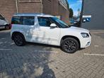 Skoda Yeti 1.2TSI 77KW H6 2014 Wit, Auto's, Voorwielaandrijving, 4 cilinders, Wit, 1200 kg