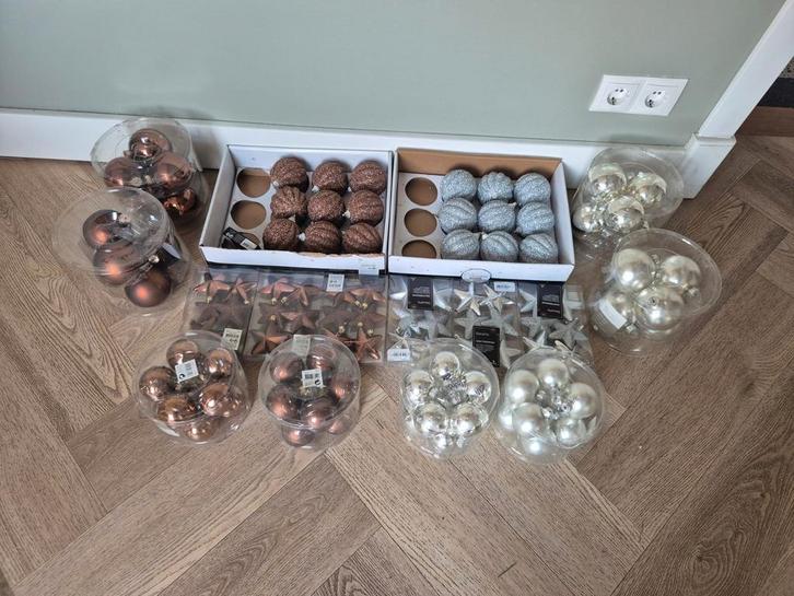 Zilveren en bronzen kerst versiering, Diversen, Kerst, Zo goed als nieuw, Ophalen