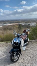 Retro scooter 80cc met knalpijpje, Ophalen, Gebruikt, Benzine