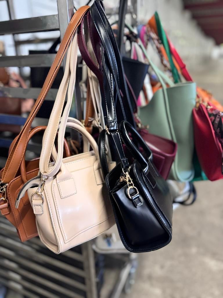 Partij damestassen - Diverse kleuren en modellen, Ophalen, Nieuw, Overige kleuren, Handtas