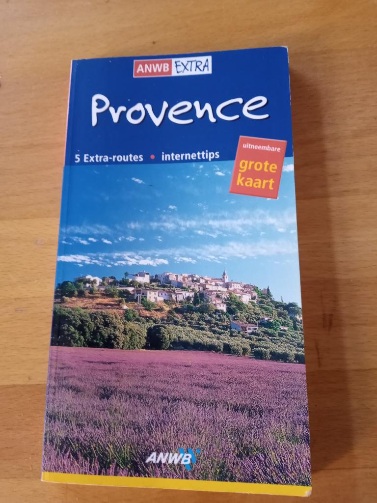 Provence, Boeken, Reisgidsen, Gelezen, Europa, Ophalen of Verzenden, Reisgids of -boek