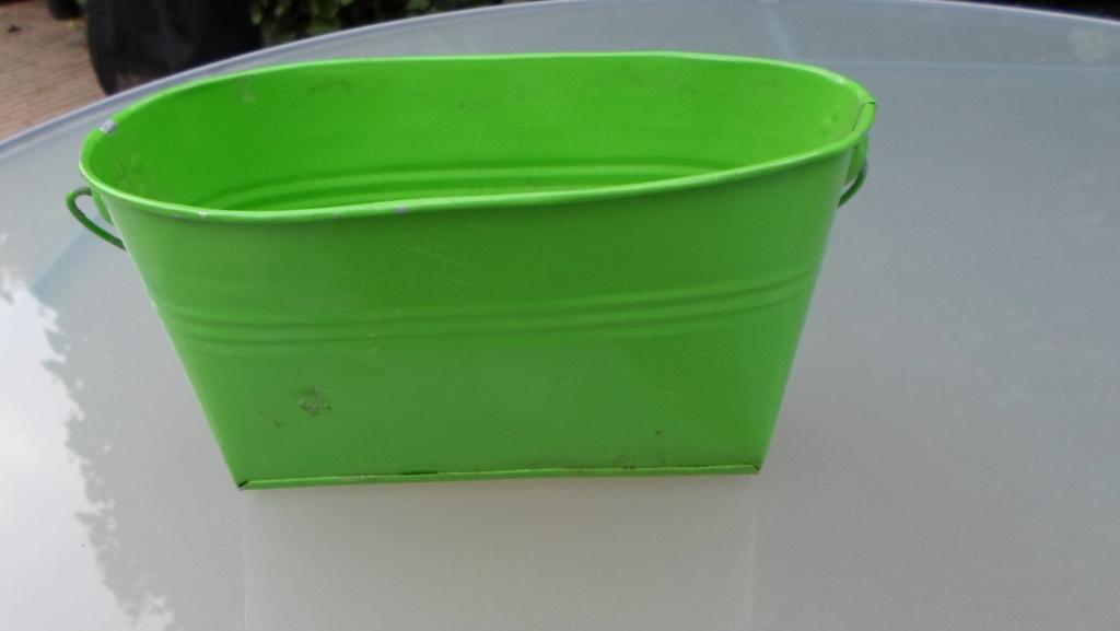 ovaal bloempot  emmer groen, Gebruikt, Ophalen of Verzenden, Metaal, Overige vormen