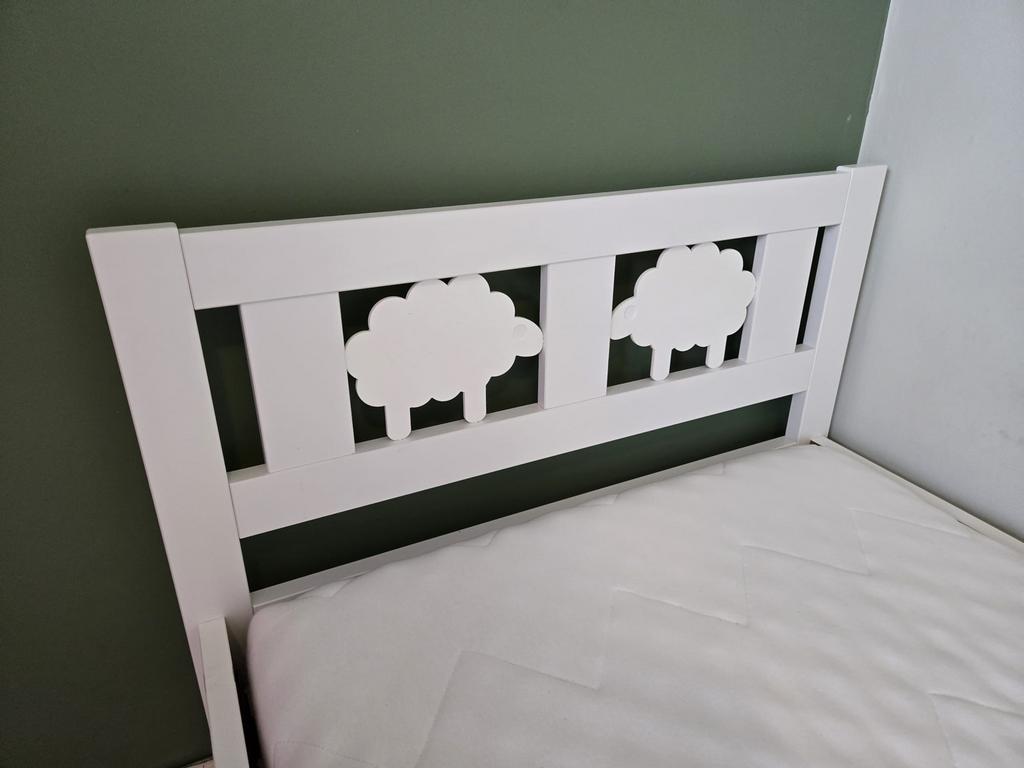 Peuterbed Kritter en matras Underlig 70x160, Kinderen en Baby's, Kinderkamer | Bedden, Ophalen, Gebruikt, 70 tot 85 cm, 140 tot 160 cm