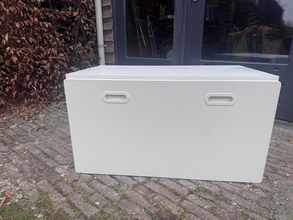 Speelgoedkist met bank ikea smastad, Ophalen, Gebruikt