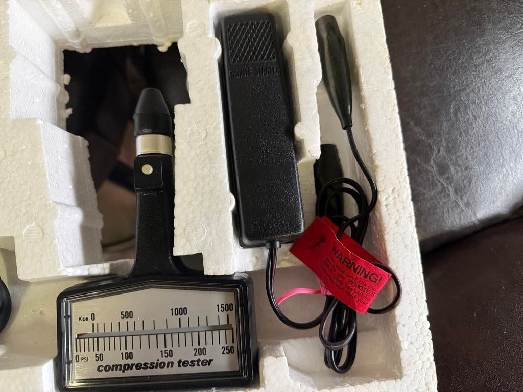 NIEUW Vintage Hawk 4 Delige Motor Test Set, I, Nieuw, Ophalen of Verzenden, I