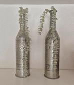 2 zinken vazen met kunstplanten slinger, Overige materialen, Overige kleuren, Ophalen of Verzenden, Zo goed als nieuw