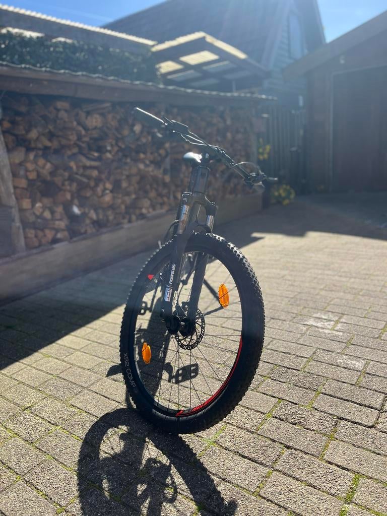 Trek Marlin 5 Mountainbike, Fietsen en Brommers, Ophalen, Hardtail, Heren, Zo goed als nieuw