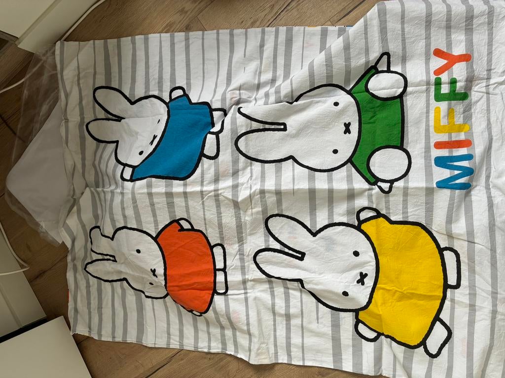 Dekbed en 2 overtrekken 100x135, Kinderen en Baby's, Kinderkamer | Beddengoed, Ophalen, Jongetje of Meisje, Wit, Dekbedovertrek