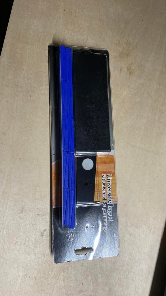 Parket legset, Ophalen, Zo goed als nieuw, Overige materialen, Plinten