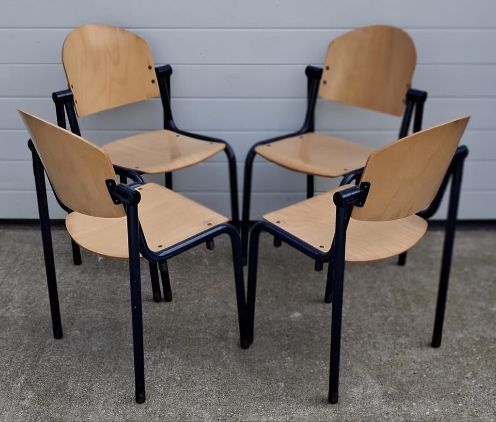 86 x schoolstoelen hout kantine stoelen vergaderstoelen cafe, Blauw, Ophalen of Verzenden, Zo goed als nieuw, Vijf, Zes of meer stoelen