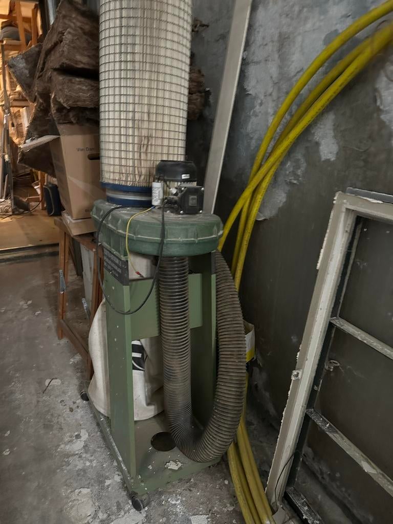 Metabo TKU 1693 W Zaagtafel - met bijhorende stofzuiger, Doe-het-zelf en Verbouw, Gereedschap | Zaagmachines, Gebruikt, Cirkelzaag