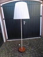 Vloerlamp jaren 60 staande lamp houten voet vintage met kap, Ophalen, Gebruikt, 150 tot 200 cm