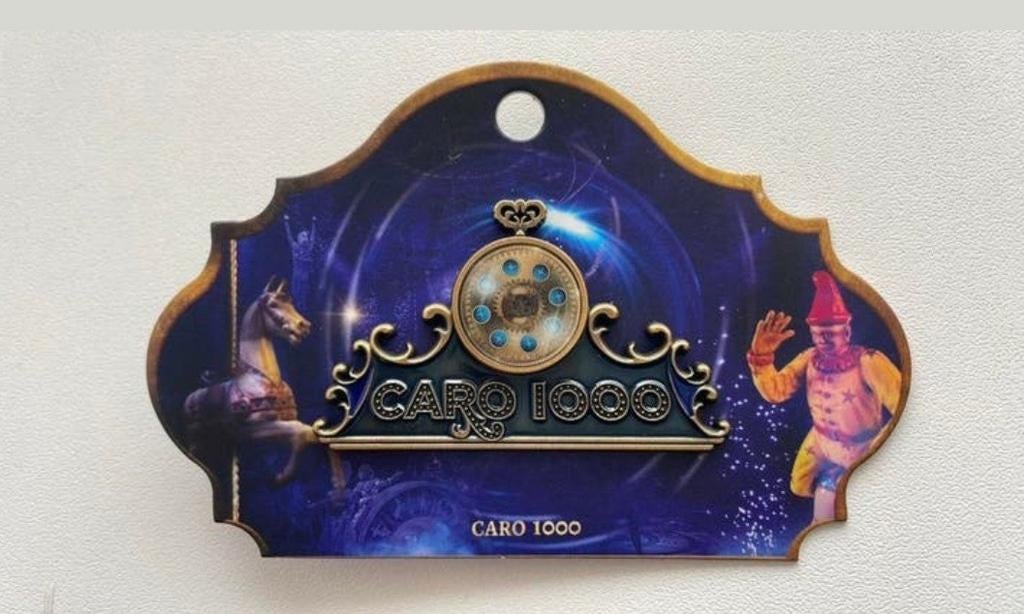 Efteling Caro pin -  Limited Edition, Verzamelen, Efteling, Ophalen of Verzenden, Zo goed als nieuw, Button of Speldje