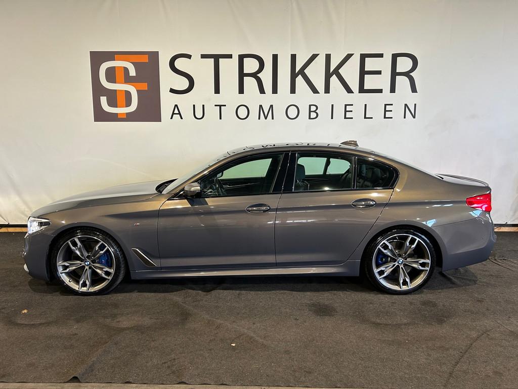 BMW 5-serie M550i xDrive High Executive, Auto's, BMW, Automaat, Gebruikt, 2000 kg, 4395 cc