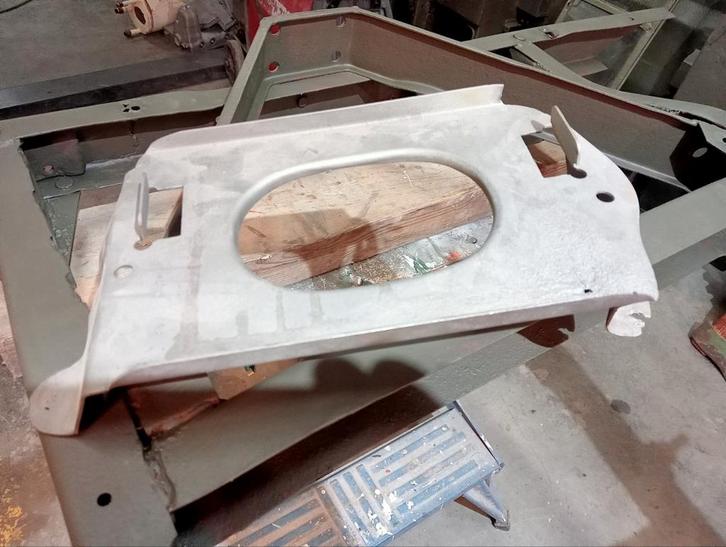 Ford GPW Accu Bak voor WW2 Jeep Model / Willys MB, Verzamelen, Militaria | Tweede Wereldoorlog, Ophalen of Verzenden