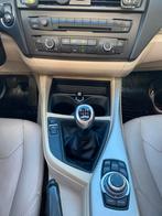 BMW 1-Serie 114I 75KW 5-DR 2012 Bruin, 1-Serie, Euro 5, Achterwielaandrijving, Beige